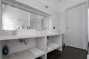 Equipped Bathroom Apartment Lavanda Stresa