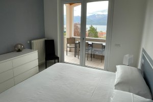 Double Bedroom with spectacular lake view Apartment Standard Stresa
