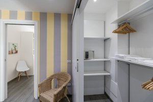 Cloakroom and Safe Holiday Apartment Mimosa Stresa